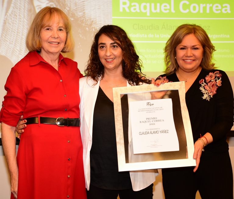 Claudia Álamo recibió el Premio Raquel Correa 2022: “Es el mayor honor que una entrevistadora puede tener”